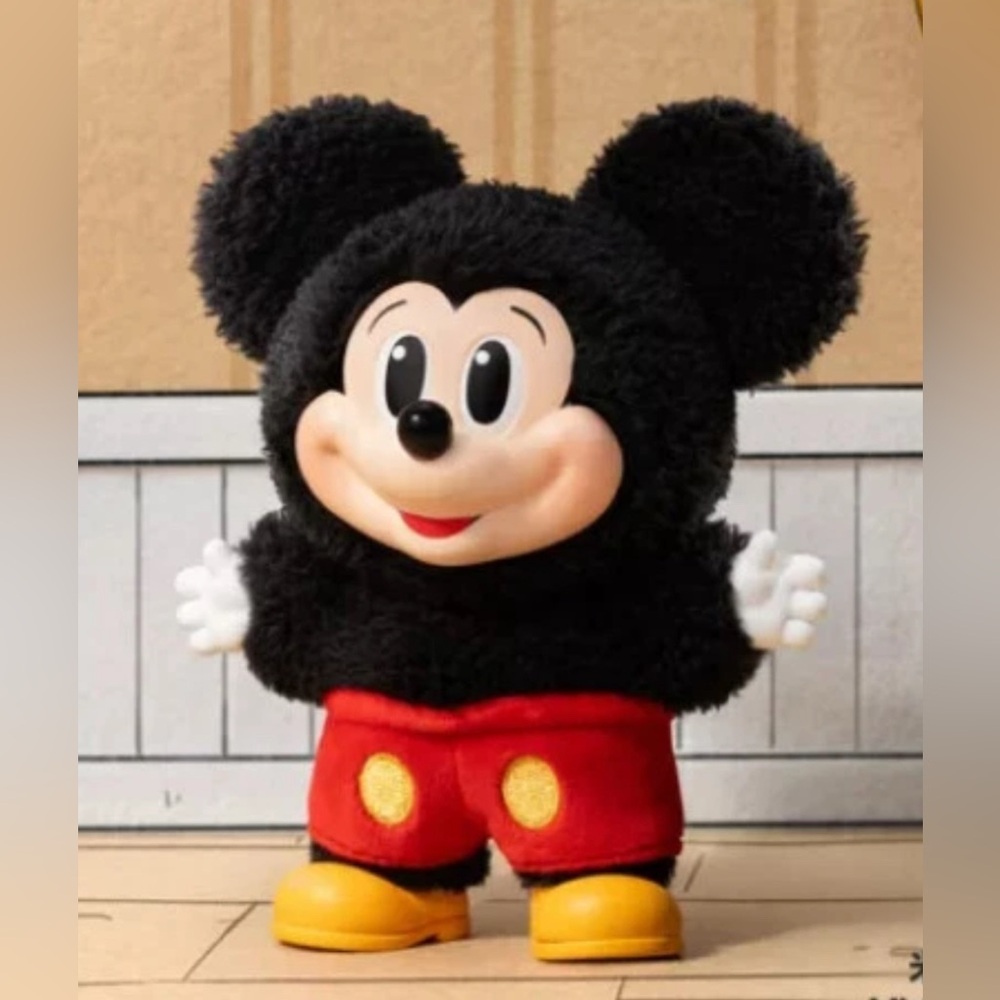 Disney Mickey Family Keychain Authenic Mickey